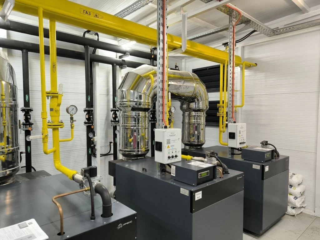 Все котлы в котельной управляются щитами "УКонт-Щ12"