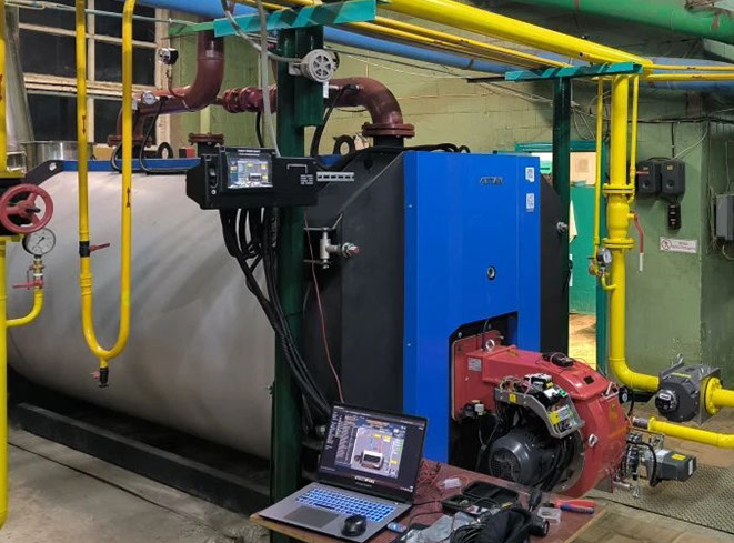 Электронный пульт котла "УКонт-Термо СМАРТ" на котле в Рязанской области.