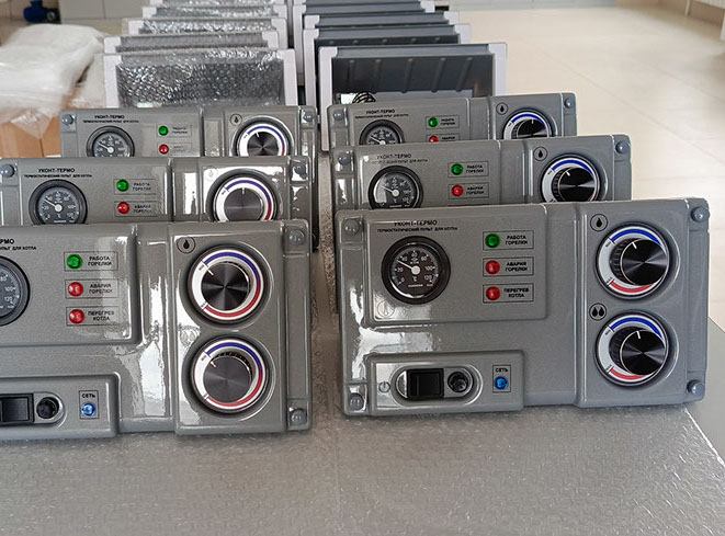 Российские термостатические пульты для котлов "УКонт-Термо"